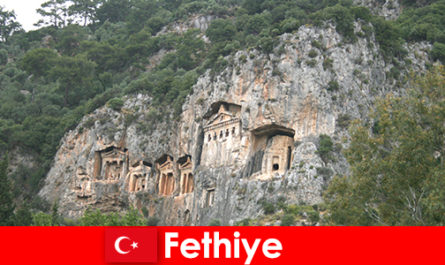 Orașul Fethiye din sud-vestul Turciei