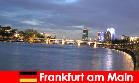 Excursii exclusive de lux în orașul Frankfurt pe Main în Hoteluri Nobel