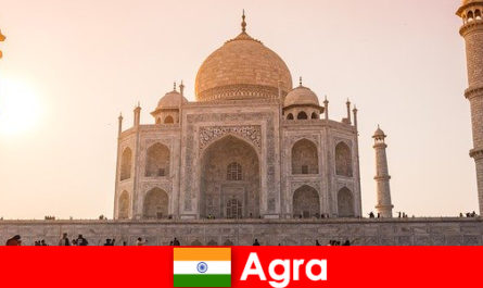 Complexe de palat impresionante în Agra India este un sfat de călătorie pentru turiști