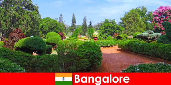Turiștii din Bangalore iubesc parcurile și grădinile frumoase liniștitoare