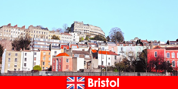 Bristol orașul cu cultura tineretului și atmosfera prietenoasă pentru necunoscut