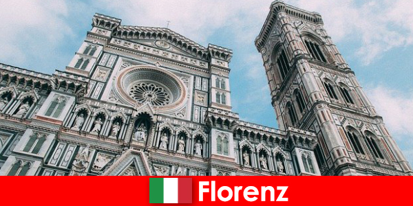 Florența, cu multe orașe mari de istorie a artei atrage vizitatori din întreaga lume