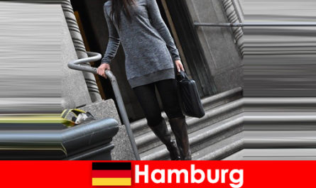 Doamnelor elegante din Hamburg răsfăța călătorii cu servicii exclusive de escortă discrete