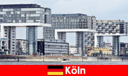 Clădiri impresionante din Köln uimesc străinii