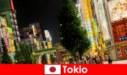 Clădirile moderne și templele antice fac tokyo de neuitat pentru străini călătoria