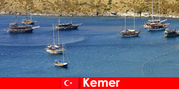 Excursie de aventură cu barca în Kemer Turcia pentru cupluri și familii îndrăgostit