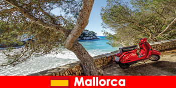 Excursie scurta pentru vizitatori la Mallorca Spania cel mai bun timp pentru ciclism și drumeții