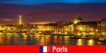Excursie pentru burlaci pe mila de divertisment în Paris Franța