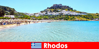 Vacanțe active pentru scafandri în lumea subacvatică a Rhodos Grecia