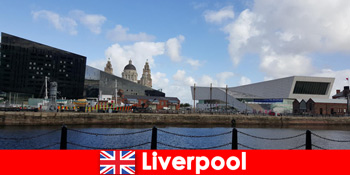 Sfaturi de economii pentru turisti pentru o vizita la Liverpool Anglia
