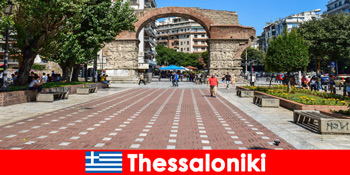 Experimentează modul tradițional de viață și clădirile istorice din Salonic Grecia