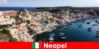 Sărbătorile în orașul de coastă Napoli Italia întotdeauna o experiență