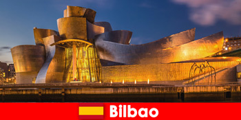 Excursie semestrială pentru studenții de artă la Bilbao Spania întotdeauna o experiență