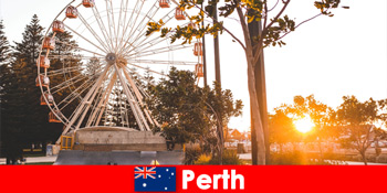 Excursie distractivă în Perth Australia cu jocuri distractive și o mulțime de spectacole