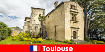 Istoria și modernitatea îi așteaptă pe turiști în Toulouse Franța