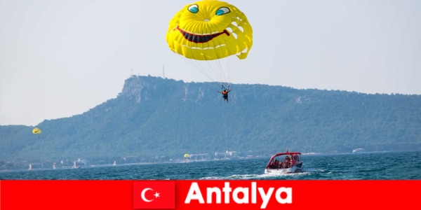 Distracție adrenalină și aventură cele mai bune activități de vacanță în Antalya